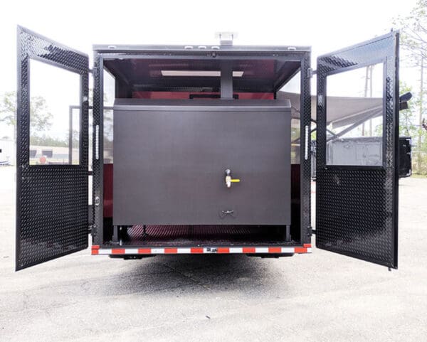 2025 Southern Dimensions 28'- Fully Loaded Vending Trailer – Concession Trailer (SDG-301) - Image 3